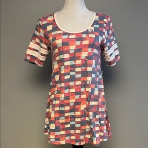 LuLaRoe Geometric Print Swing Top XS NWT